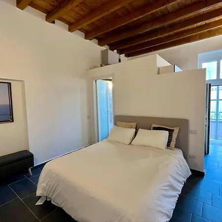 Chinatown House - Sempione Park Apartment Milan